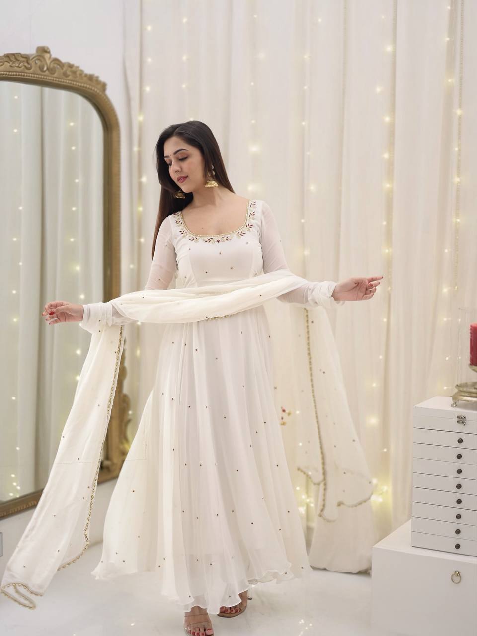 The Enchantment of a White Anarkali Dress Sajavat Suits The Enchantment of a White Anarkali Dress Sajavat Suits