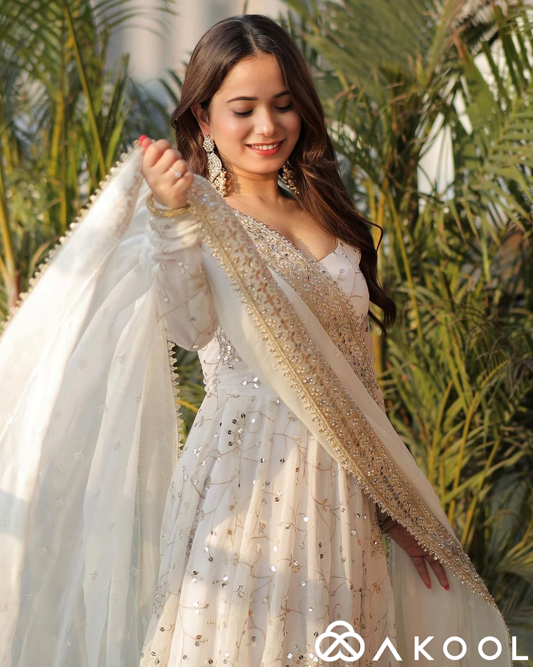 New White Designer Anarkali Suit In New Fancy Style