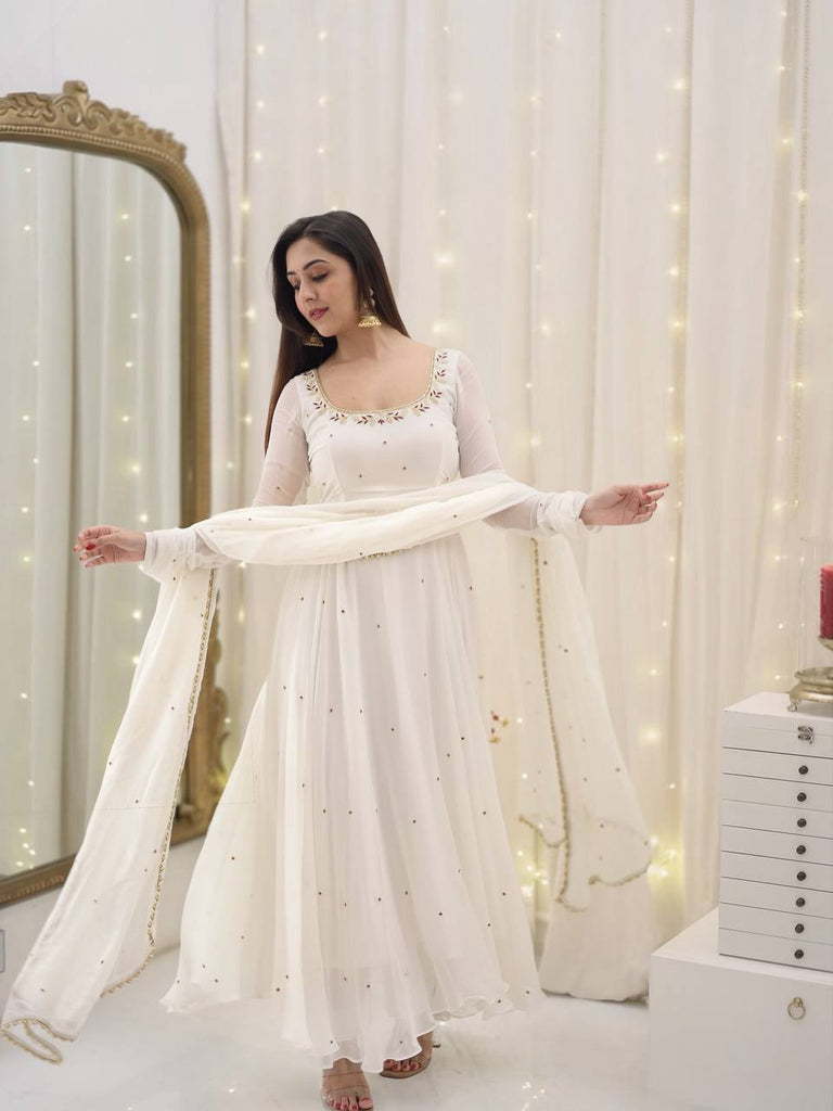 White Anarkali Dress – Sajavat Suits