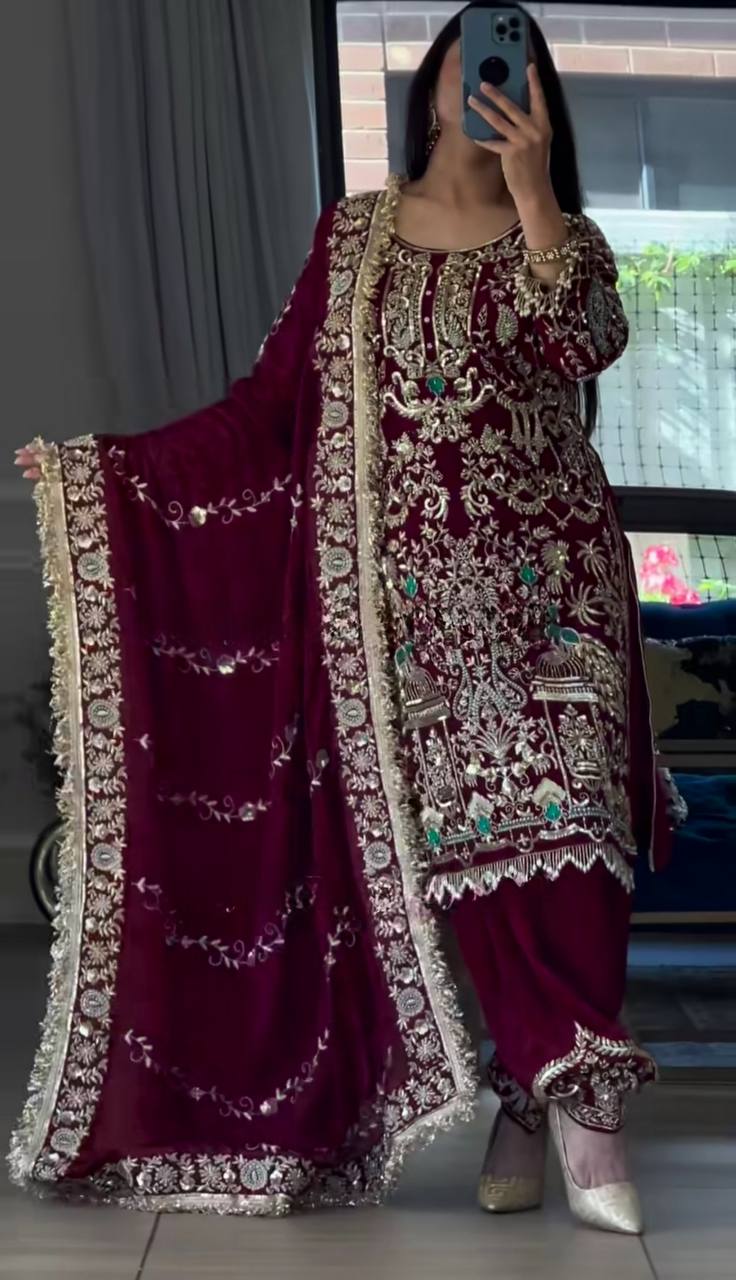 Mughal Inspired Farshi Salwar Set