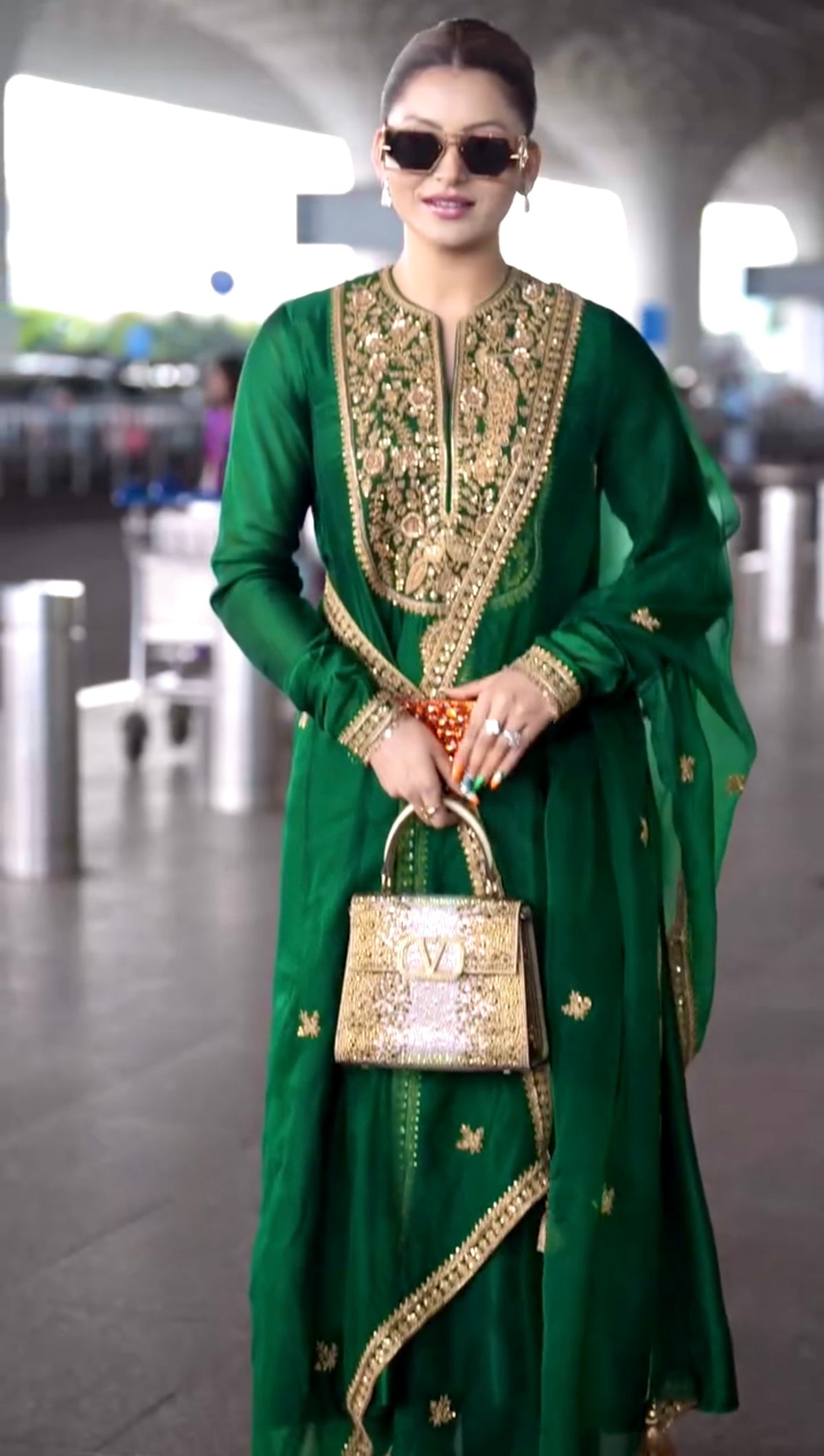 Royal Emerald Green Embroidered Anarkali Suit Set
